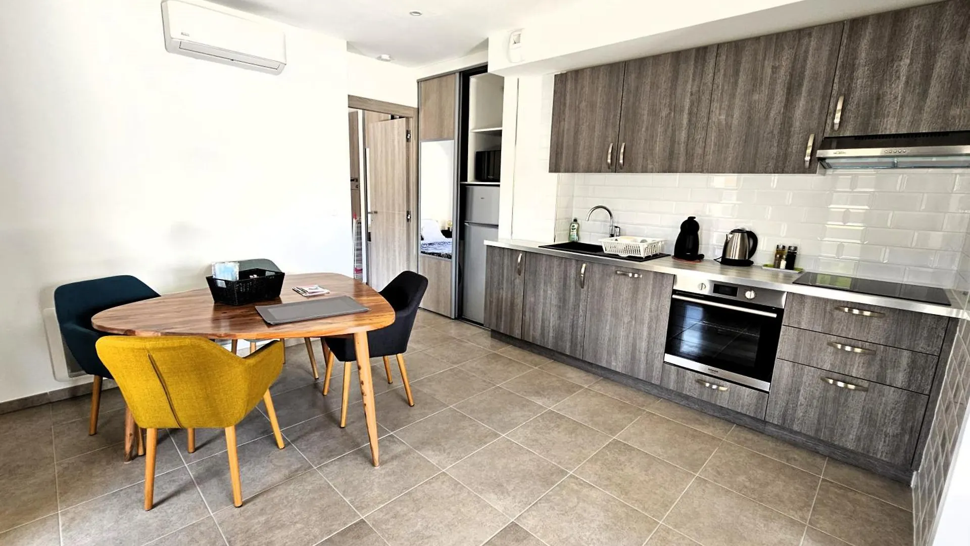 Etoile Du Berger Saint Aygulf: Seaside Villas with Private Gardens and Heated Pool 0*,  France
