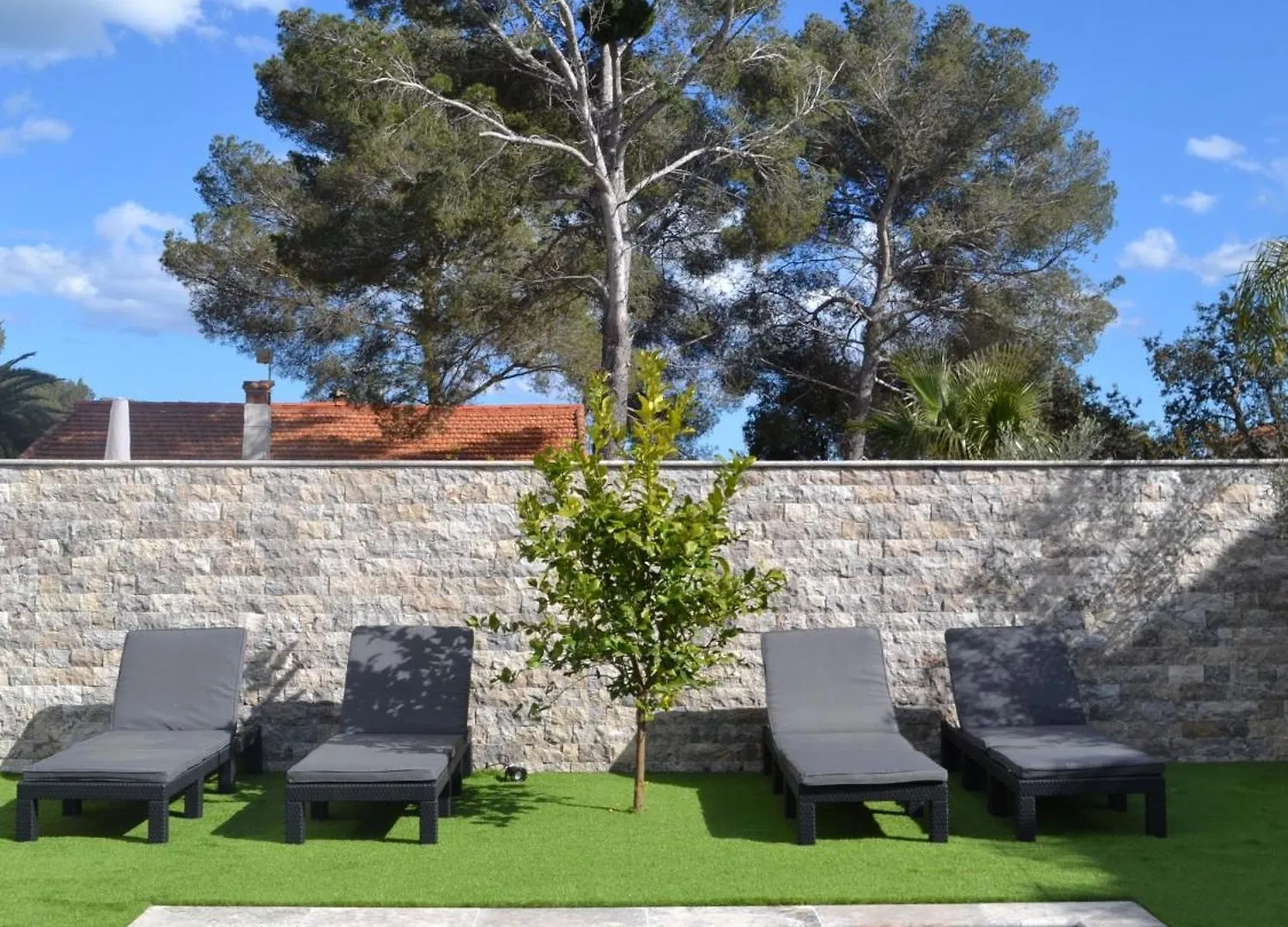 Etoile Du Berger Saint Aygulf: Seaside Villas with Private Gardens and Heated Pool Apartment